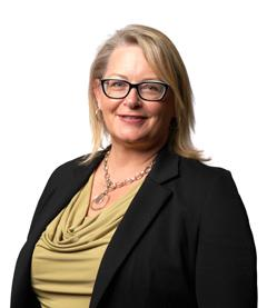 Christina Zurowski - Profile Image 240x277_20251229_020559.jpg