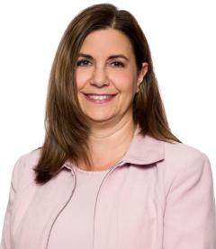 Andrea Mintz - Profile Image 240x277_20250816_020757.jpg