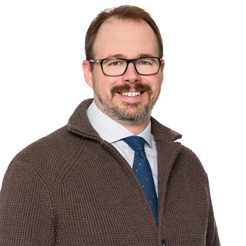 Greg MacKenzie